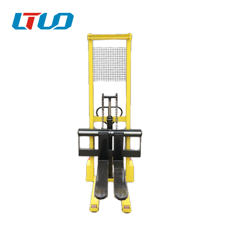 Manual lift truck