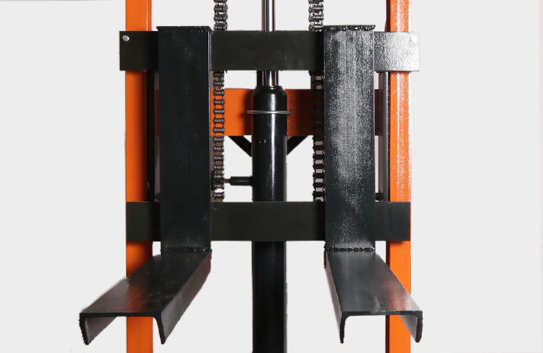 Manual lift truck